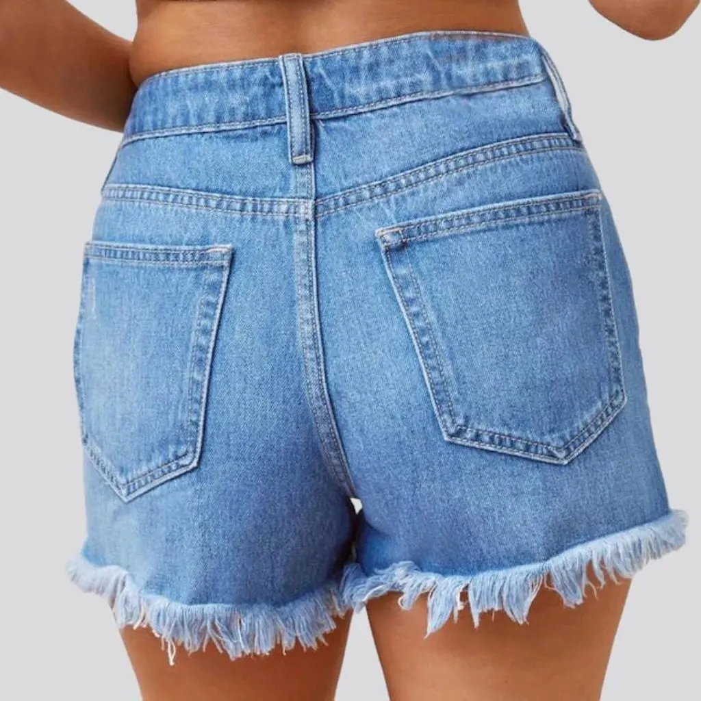 Light-wash grunge women's denim shorts