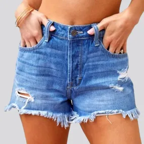 Light-wash grunge women's denim shorts