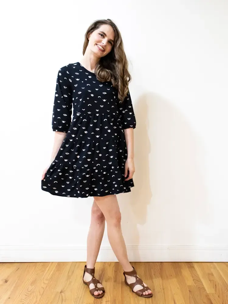 Long Sleeve Bellini Tiered Dress in Onyx Eyes