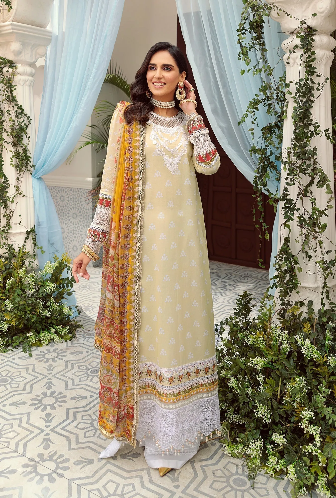 Noor Prints by Saadia Asad Lawn Collection 2022 – D7-B