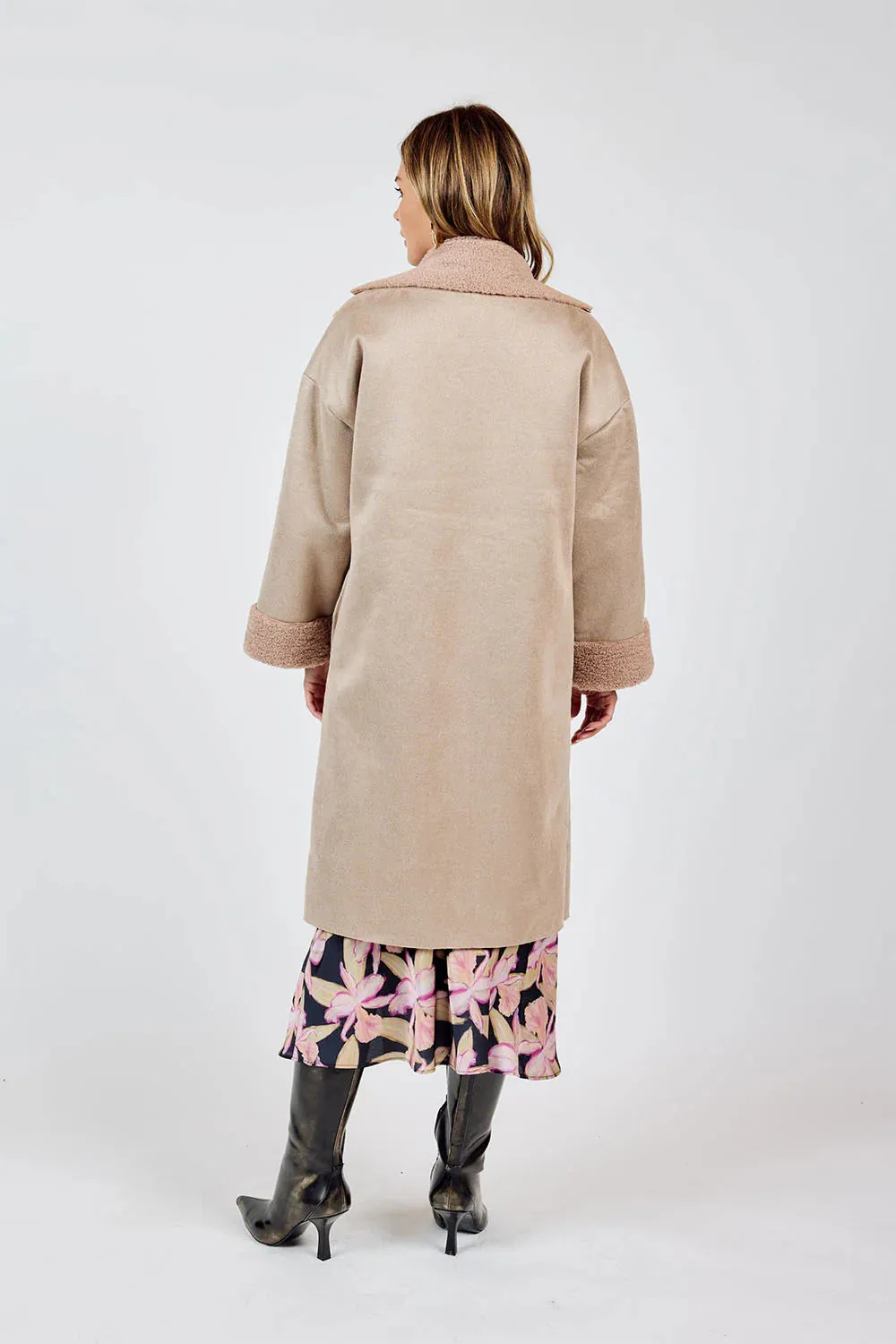 Sadie and Sage - SELMA FAUX SHEARLING LINED COAT