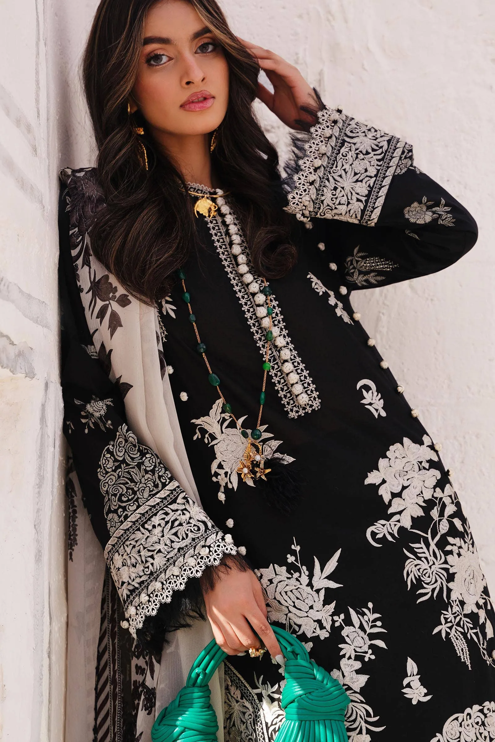 Sana Safinaz Spring/Summer Muzlin Lawn 2024 – M241-007A-3Cj