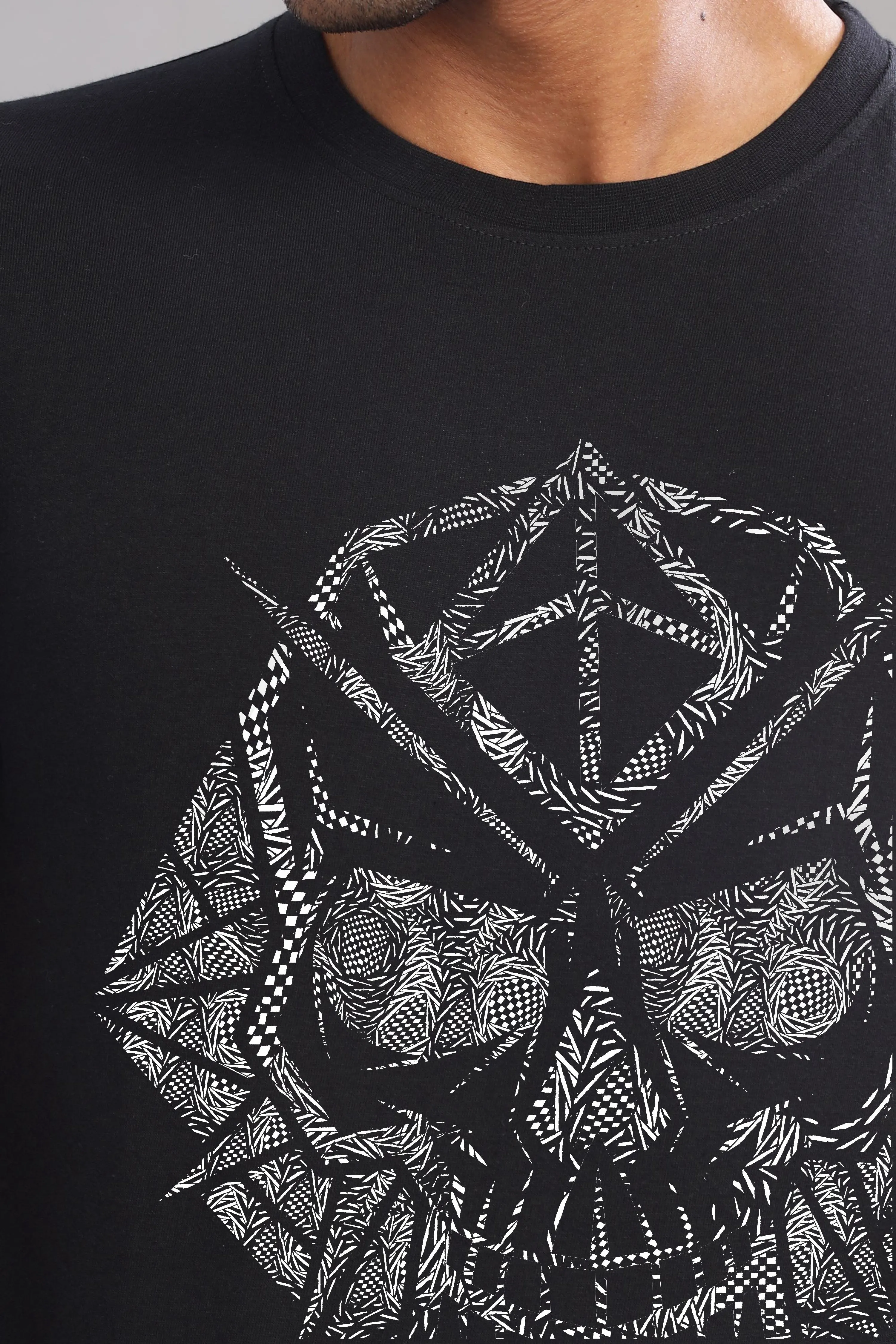 Skull Webs - 100% Cotton Crewneck Half Sleeve Unisex T-Shirt