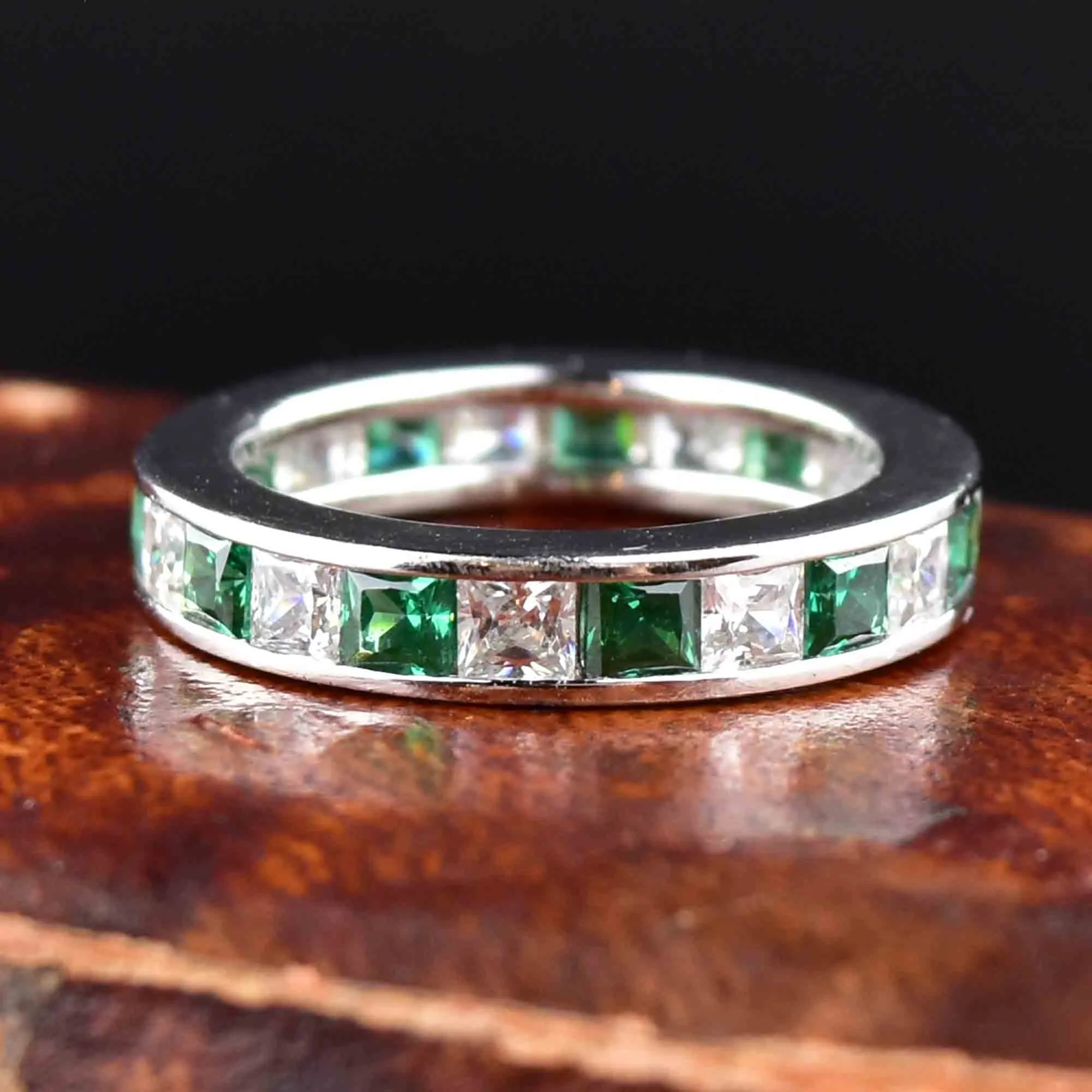 Vintage Silver Emerald Eternity Band Ring