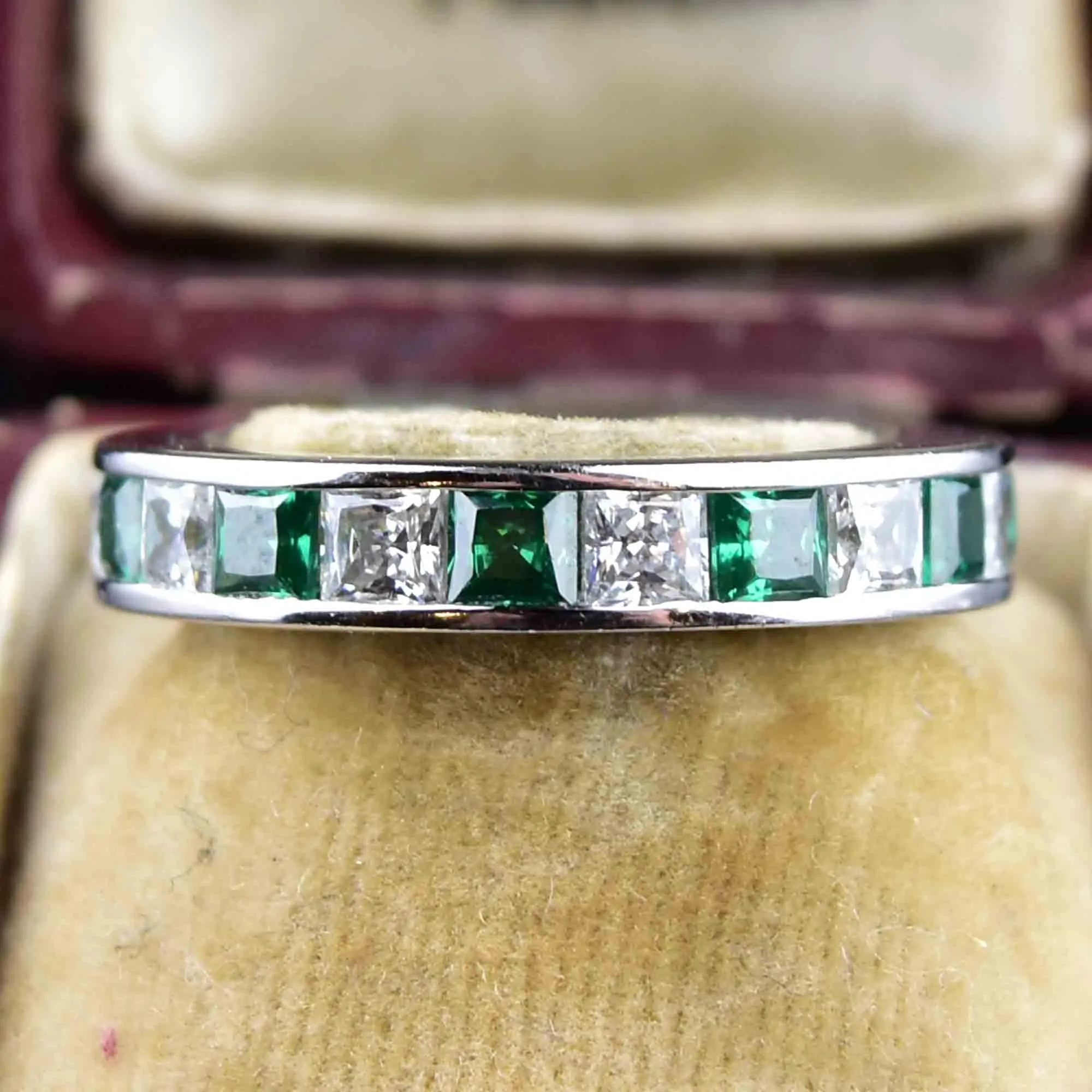 Vintage Silver Emerald Eternity Band Ring