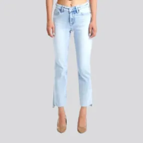 Whiskered women's light-wash jeans