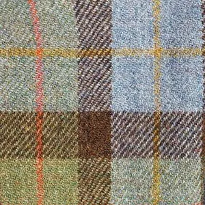 Women's Harris Tweed Duffle Coat in MacLeod